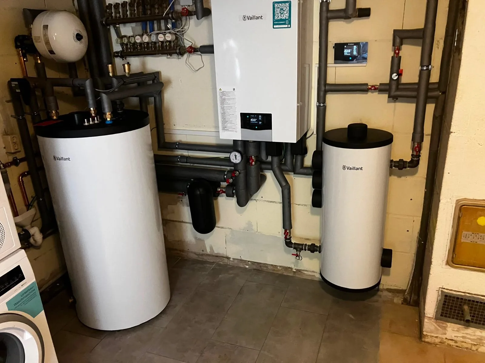 Heizungsanlage Vaillant mit zwei Speichern